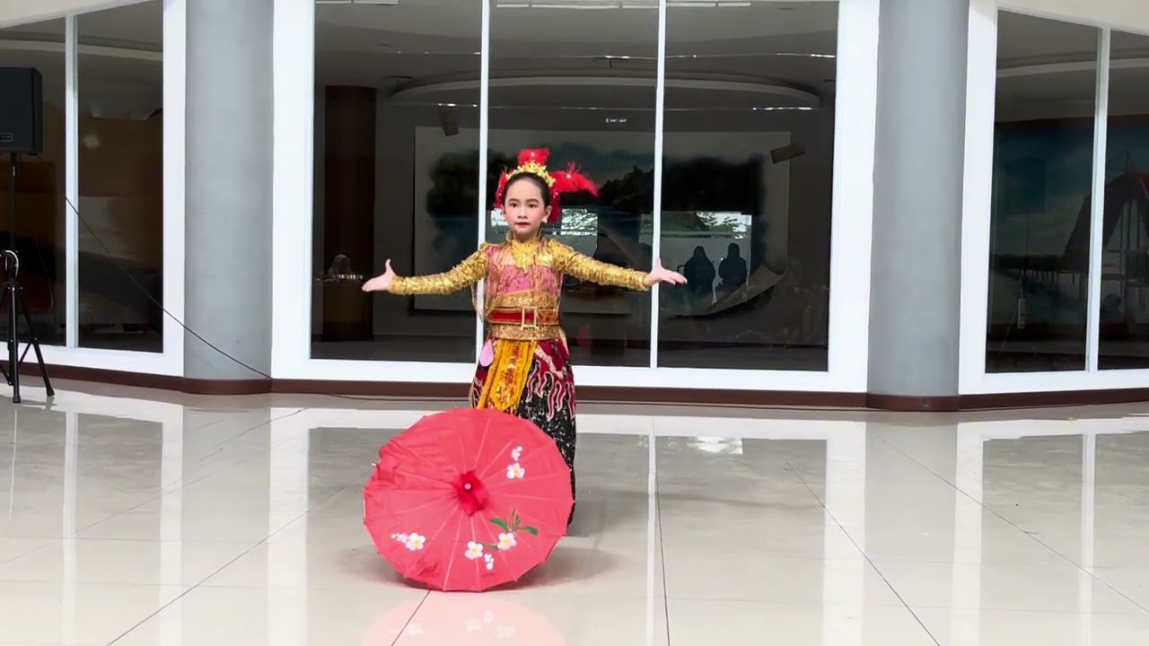 Tari geboy, serendong, genjring party, kalang Sunda, banjaran kembang, gandrung bandung, tari piring