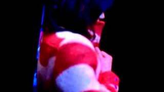 Asobi Seksu "Walk on the Moon"