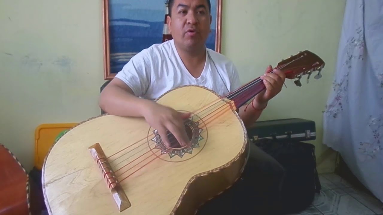 EN TU DIA (guitarron)