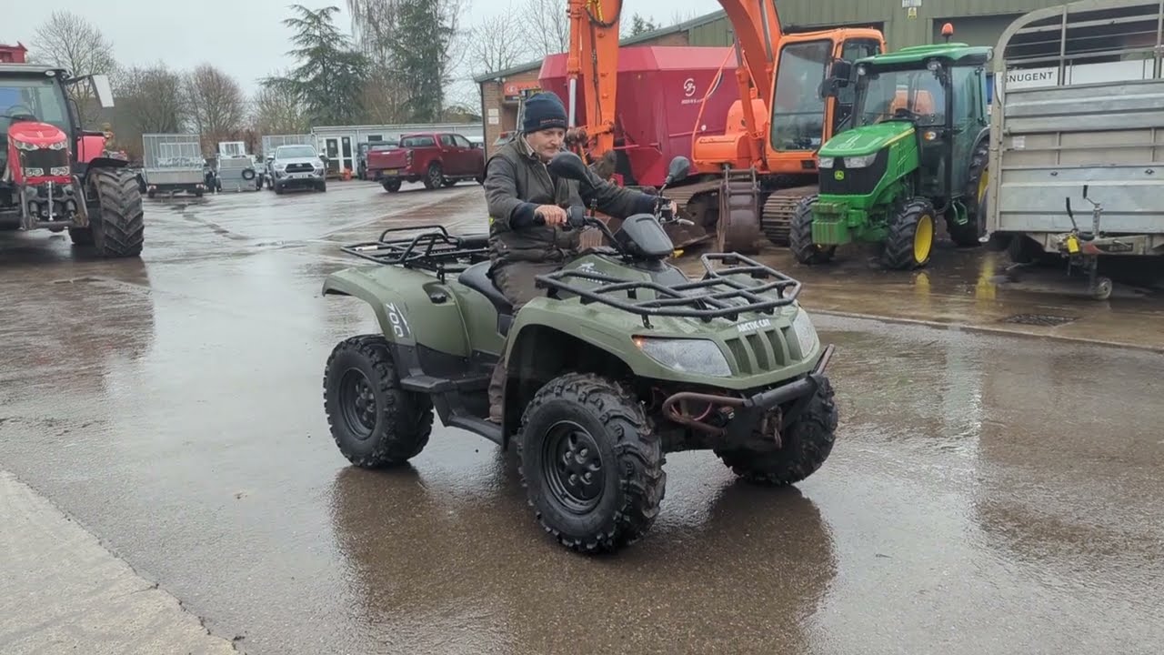 АРКТИК КАТ 700