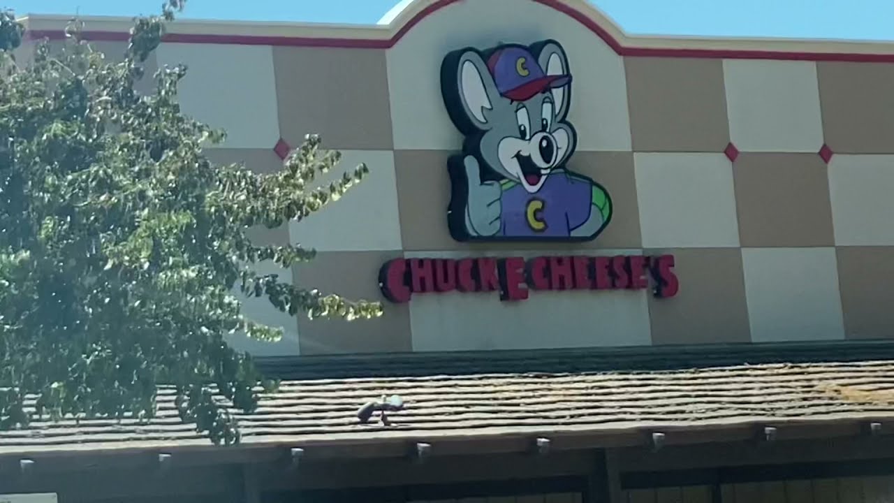 Chuck E. Cheese Visalia CA - 3 Stage Closeup & Store Footage Jun 2021