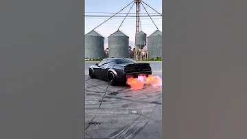 Crazy Dodge Challenger Sound Back Fire Car Tech 