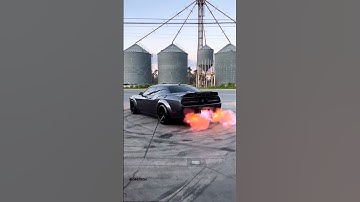 Thumbnail of Crazy Dodge Challenger Sound | Back Fire 🔥| 🤘🏻 | Car Tech.