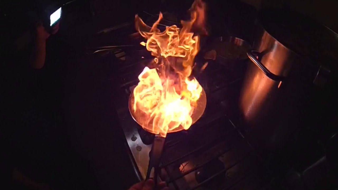 SundayNightFoodPorn  Feuer in der Küche  @ ActionProX7