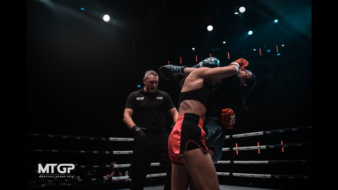 Kesia Dempsey vs Farzana Shaukat