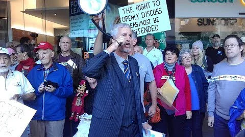 FREE TOMMY   FREE SPEECH jim jeffries on SHUTTING IT DOWN