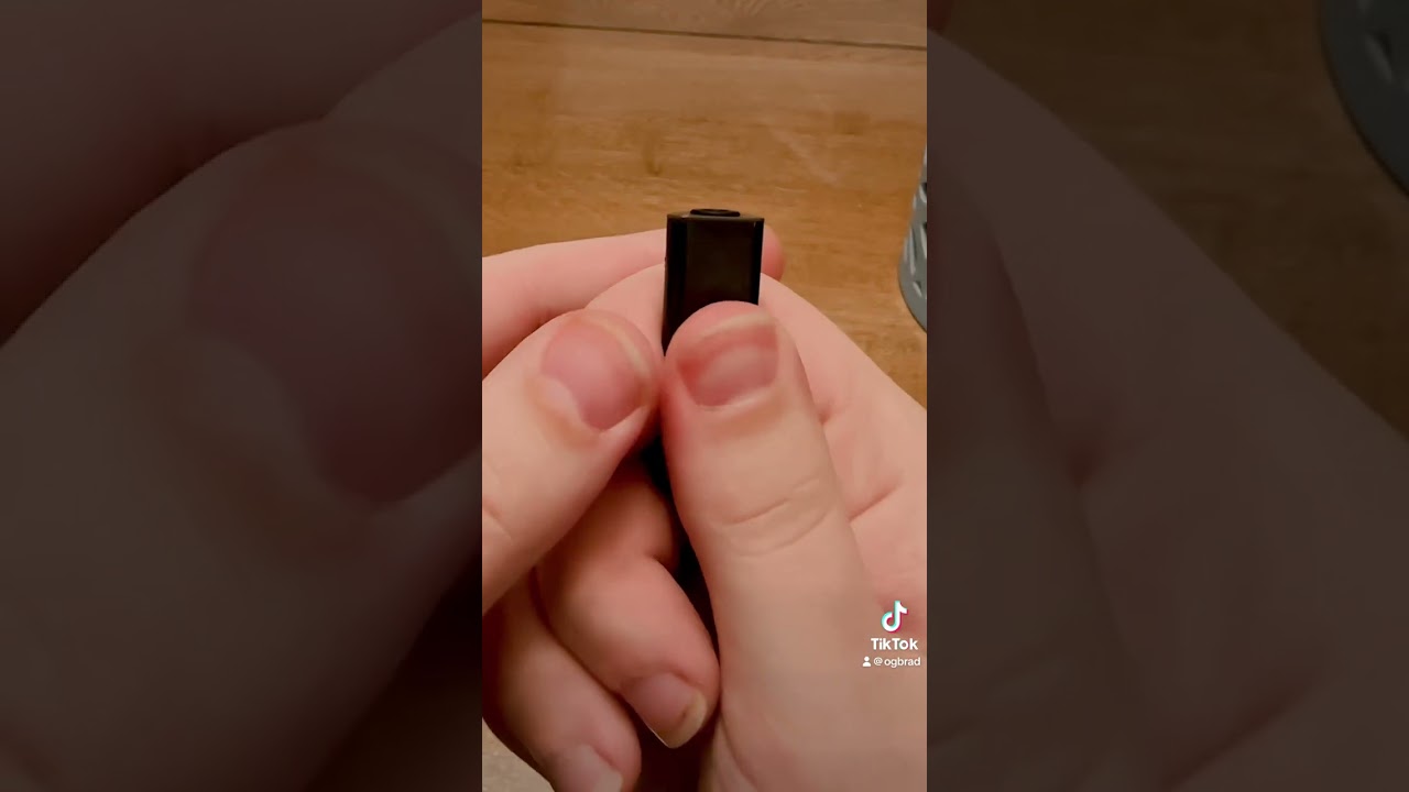 How to refill IVG 2400 Disposable vape with your own juice #vape #vapelife #vapecommunity