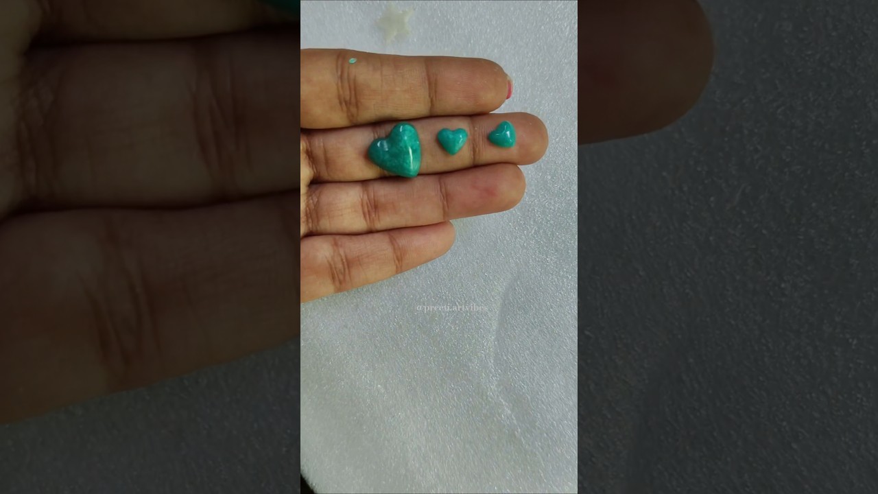 Heart & Star Resin charm💚⭐ 