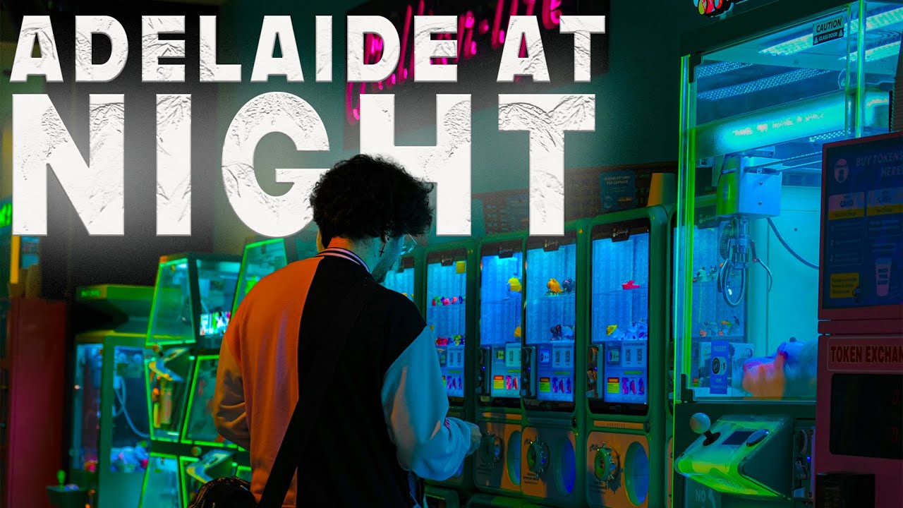 Street photography in the rain | POV night time Photography