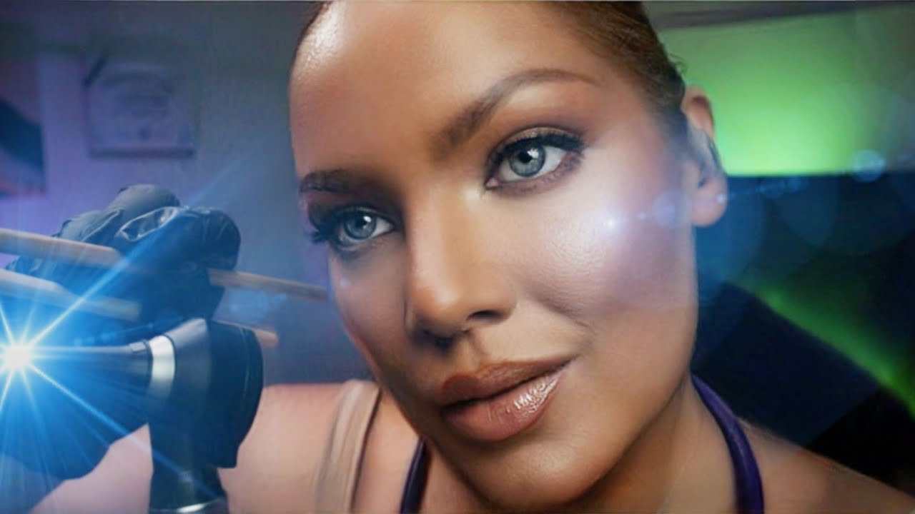 ASMR Esame Dettagliato e Pulizia dell'Orecchio... al Quadrato!