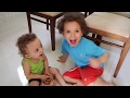 Johny Johny Yes Papa 👶 Cadu e Caio THE BEST Song for Children 2