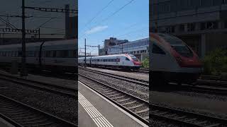 Schnelle durchfahrt eines SBB ICN (RABDe 500) beim Bahnhof Killwangen-Spreitenbach / #shorts
