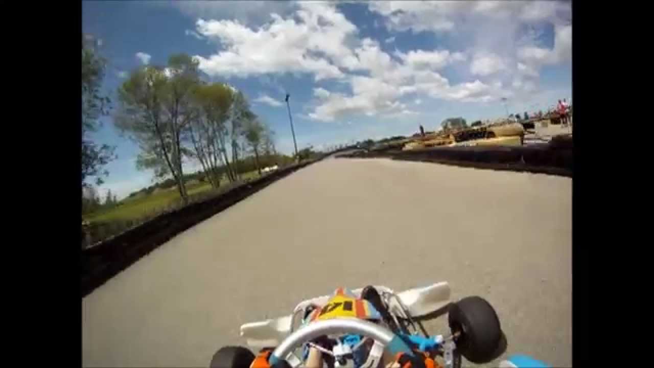 Alex Bélair 11 ans karting StZotique...première fois!!! YouTube