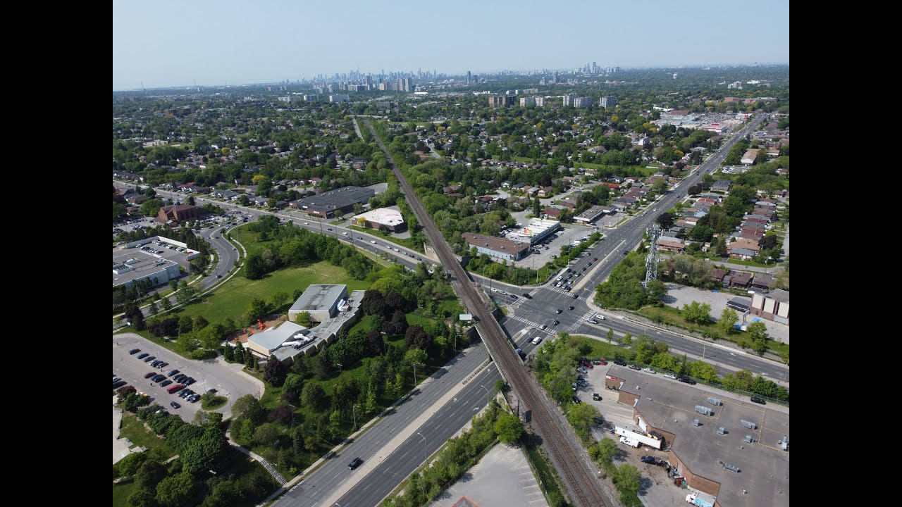Toronto Intersections: Warden Avenue at Ellesmere Road. 4K | DJI Mini 2