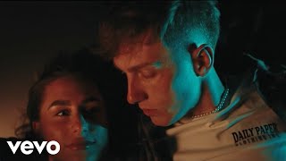 AJ Brix - Půlnoci (Official Music Video)