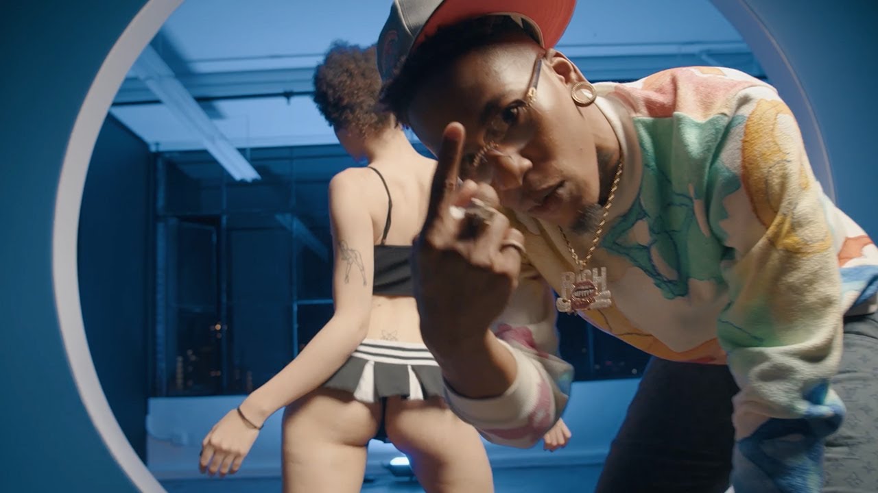 在 YouTube 上觀看「AZ CHIKE - Depressed Bitch Anthem (Feat. ppcocaine)」 在 YouTube 上觀看「AZ CHIKE - Depressed Bitch Anthem (Feat. ppcocaine)」