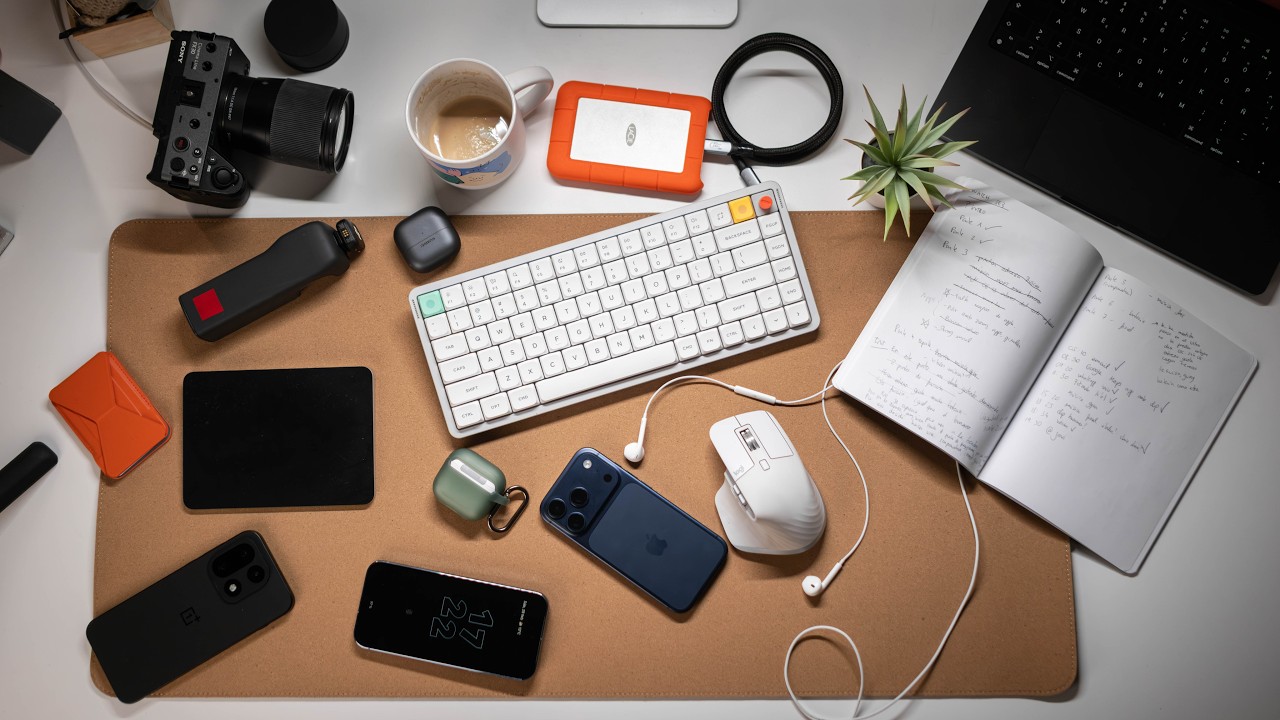 Mi escritorio (2026): tecnología, accesorios y caos!