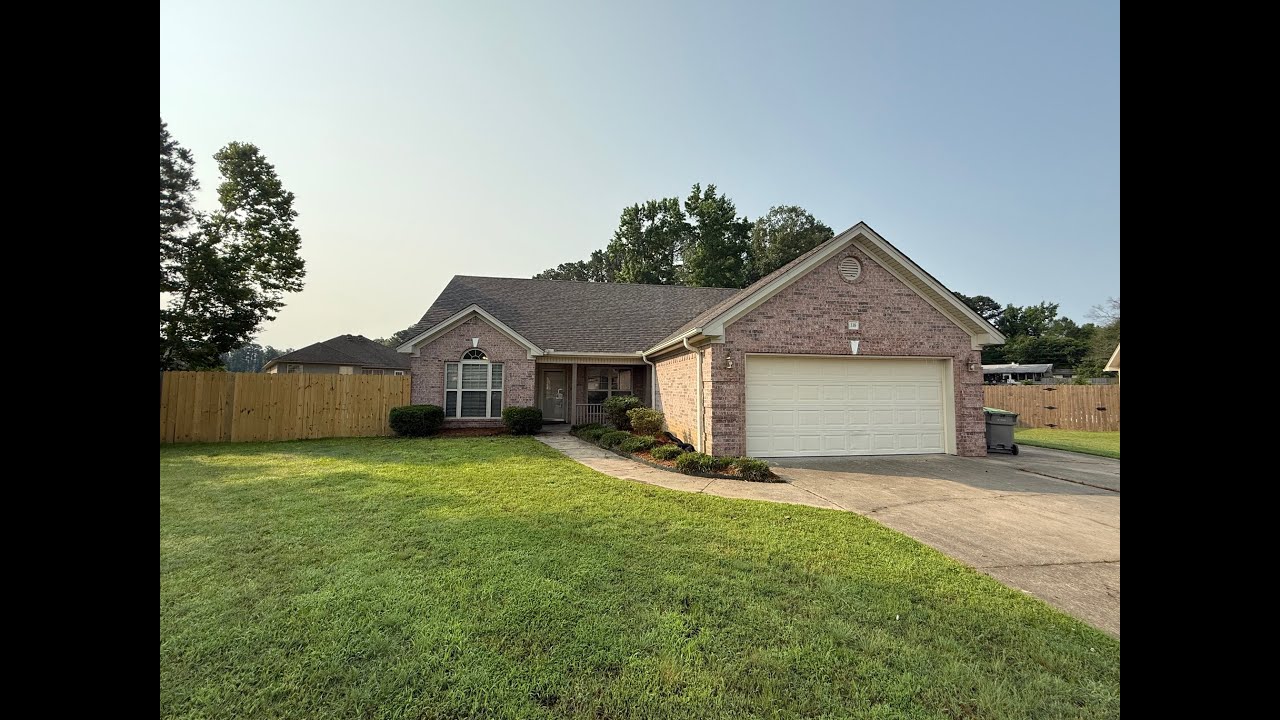 338 Arkansas Dr., Benton AR 72015 - updated 3br 2b w/huge back yd, off Gattin Rd