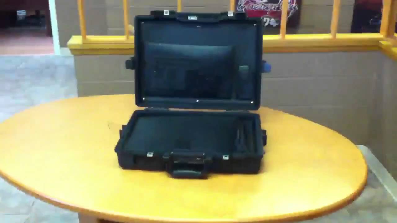 Multi-Caisses: Pelican 1495CC1 Laptop