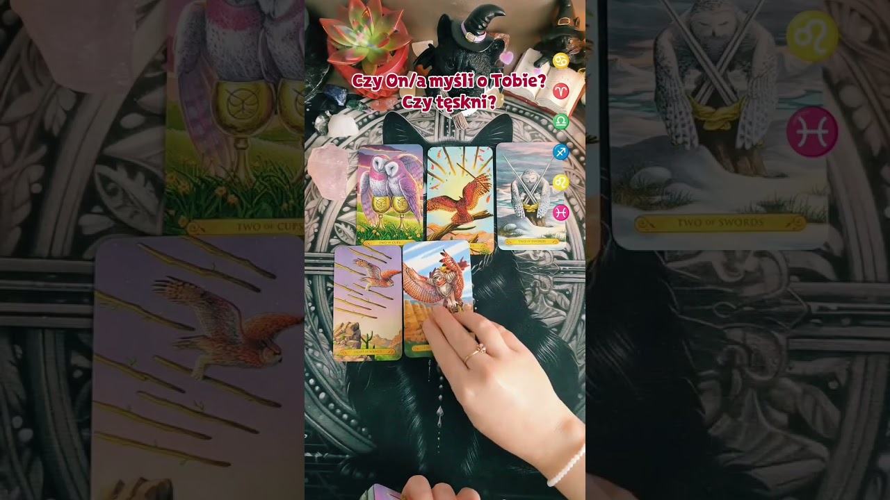 Czy On/a myśli o Tobie? Czy tęskni? 🔮❤️🫂#tarot #wrozka #czytanie 