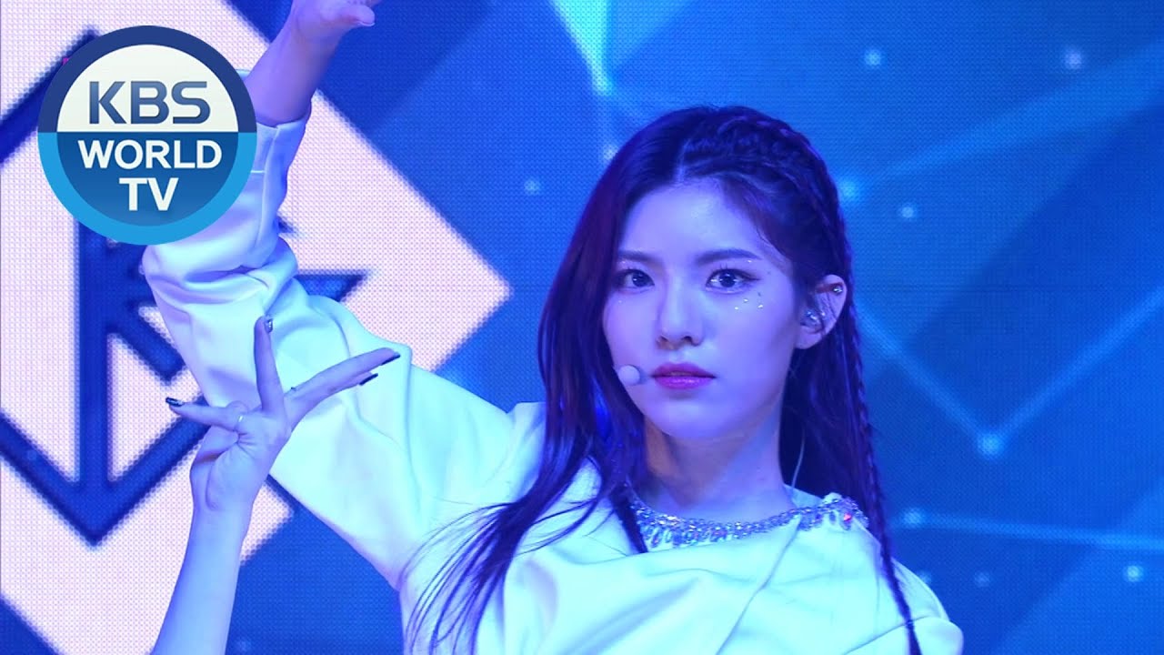 GIRLKIND (걸카인드) - FUTURE (퓨쳐) [Music Bank / 2020.04.17]