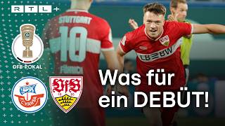Hansa Rostock vs. VfB Stuttgart | Highlights | DFB-Pokal 26/27 | RTL Sport
🎬 Live-Sport, Dokus & mehr auf *RTL+* *https://plus.rtl.de/rtlplus-root/sport-main-root-service-f_6?utm_source=youtube&utm_medium=editorial&utm_campaign=beschreibung&utm_term=rtlsport*
⚽️ Bundesliga-Highlights direkt nach Abpfiff: https://plus.rtl.de/rtlplus-root/bundesliga-main-root-service-f_34?utm_source=youtube&utm_medium=editorial&utm_campaign=beschreibung&utm_term=rtlsport
🏈 Alles zur NFL auf *RTL+* https://plus.rtl.de/rtlplus-root/alles-zur-nfl-main-root-service-f_21?utm_source=youtube&utm_medium=editorial&utm_campaign=beschreibung&utm_term=rtlsport*
🥊 Oktagon MMA live & im Catch-Up https://plus.rtl.de/rtlplus-root/oktagon-mma-main-root-service-f_19?utm_source=youtube&utm_medium=editorial&utm_campaign=beschreibung&utm_term=rtlsport*
📲 Folge uns auch auf unseren Social Media Kanälen:
Instagram: https://www.instagram.com/rtl.sport/
TikTok: https://www.tiktok.com/@rtl.sport
Facebook: https://www.facebook.com/rtlsport.de/
▬ Infos zu RTL Sport ▬▬▬▬▬▬▬▬▬▬▬▬
Sport bei RTL und auf RTL+ bedeutet: Fußball wie die UEFA Europa League, die UEFA Conference League oder die UEFA Nations League sowie die National Football League (NFL) inklusive Super Bowl und Europas größte MMA-Events bei Oktagon MMA live! Außerdem zeigen wir ausgewählte Rennen der Formel 1 in Kooperation mit Sky sowie die FIBA Basketball EM 2025 in Zusammenarbeit mit Magenta Sport. Mit dem neuen Rechtepaket (ab 2025/2026) der Bundesliga und 2. Bundesliga wird das bunte Sport-Portfolio auf RTL+ und im Free-TV erneut ausgebaut. Auf RTL.de, ntv.de und sport.de sowie auf unseren Social-Media-Accounts bei Instagram, Facebook, TikTok und YouTube erlebt ihr die Sport-Welt im 360°-Blickwinkel! Hansa Rostock vs. VfB Stuttgart | Highlights | DFB-Pokal 26/27 | RTL Sport
