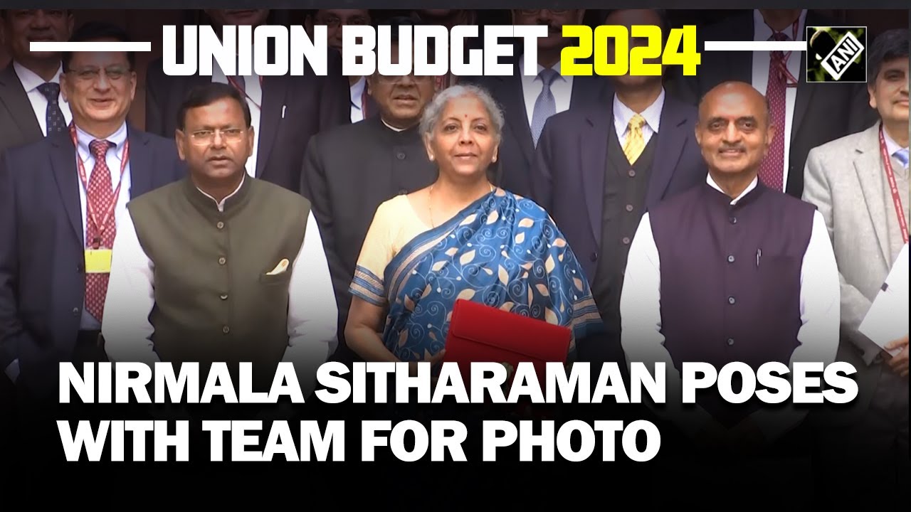 finance-minister-nirmala-sitharaman-poses-with-her-team-ahead-of