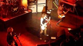 The Darkness - Growing On Me at the Shepherds Bush Empire.