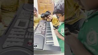 Megham#karukadha#penne#penne#keyboardprank#sarvikurvi#group
