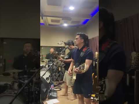 Ungu - Para Pencarimu | Official Music Video