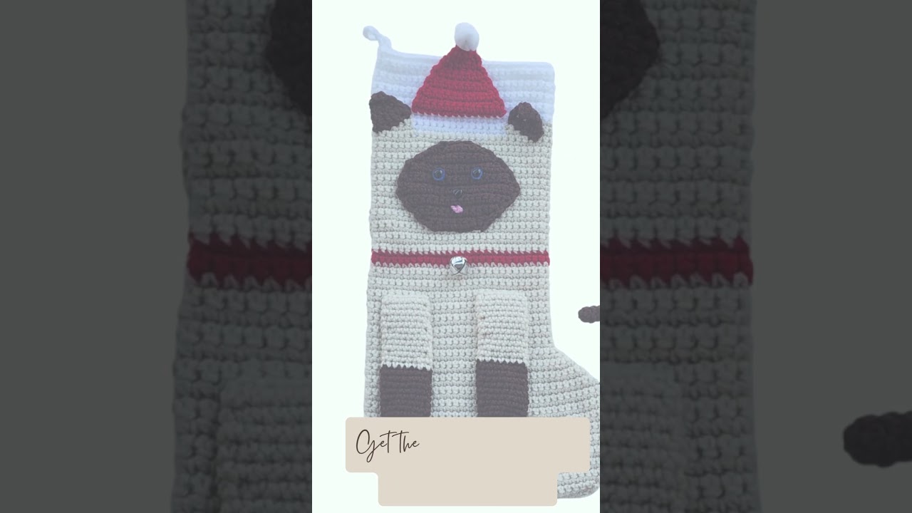 Get ready for Christmas with these cute cat stockings! 🐱🎄 