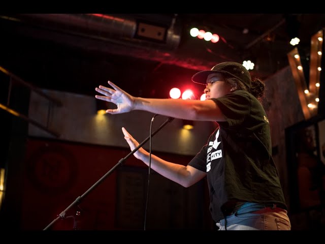 Chong the Nomad - Lip Bite - Live on Band in Seattle