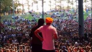 Sherry Mann and Diljit Dosanjh Pooja kiven aa duet LiVe 2013