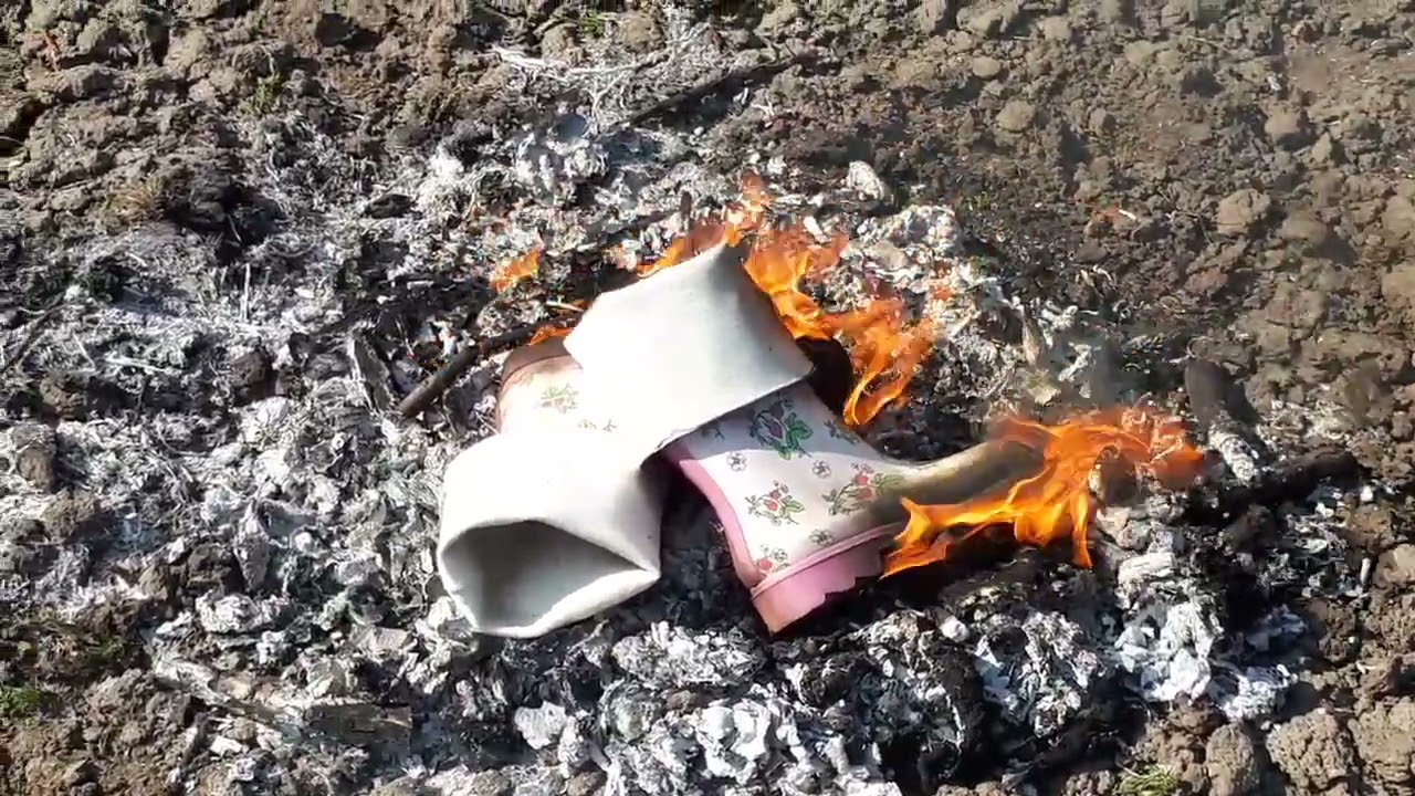 Rubber boots  burning