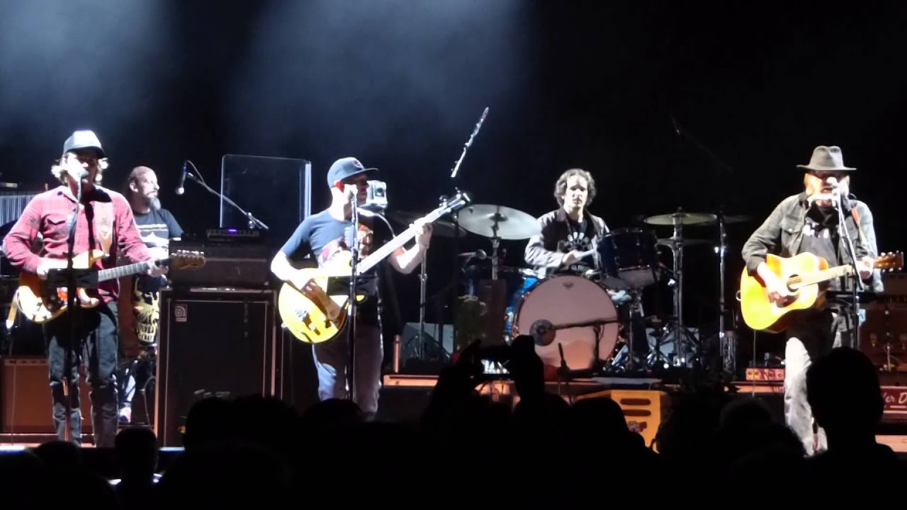 “From Hank to Hendrix” Neil YoungSusquehanna Bank Center Camden, NJ 7