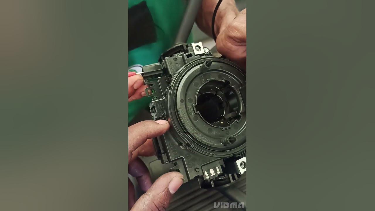 Air bag light on Skoda kodiaq B10001b driver airbag igniter resistance