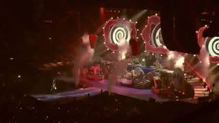 Katy Perry - Circle The Drain (California Dreams Tour Studio Version)