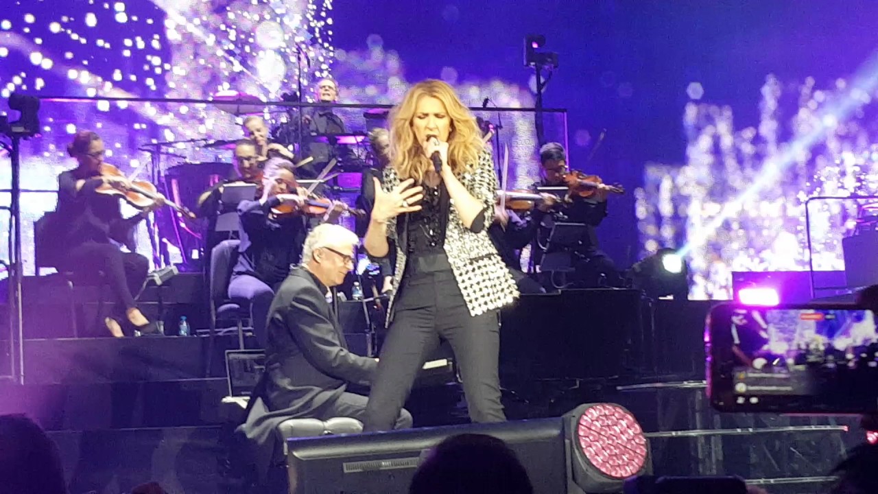 Céline Dion dans un autre monde  05.Juillet.2017 Bercy