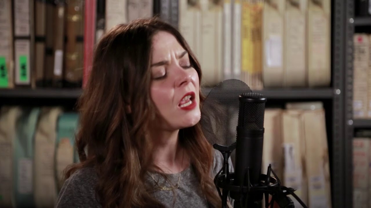 Watch Honeyblood - Glimmer - 4/25/2019 - Paste Studios - New York, NY on YouTube Watch Honeyblood - Glimmer - 4/25/2019 - Paste Studios - New York, NY on YouTube