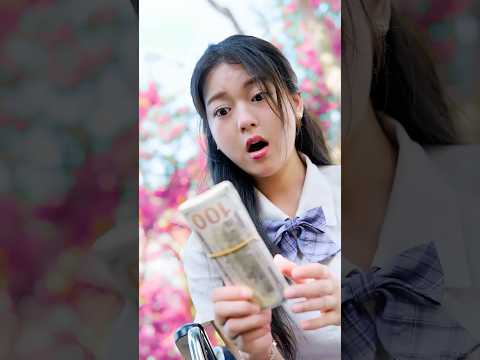 Protecting Her From The Shadows 👤🌤️ #linhchihihi #messyclassroom #schoolcrush #schooldrama