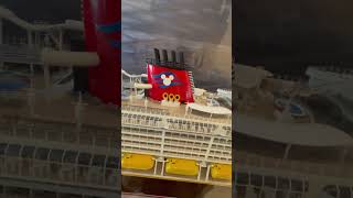 Disney fantasy model 🤭👀 #disney #disneyresort