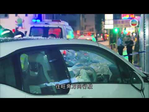 香港新聞｜無綫新聞｜24/08/23 要聞｜深水埗有私家車衝上行人路撞毀地舖大門 司機不顧而去｜ TVB News