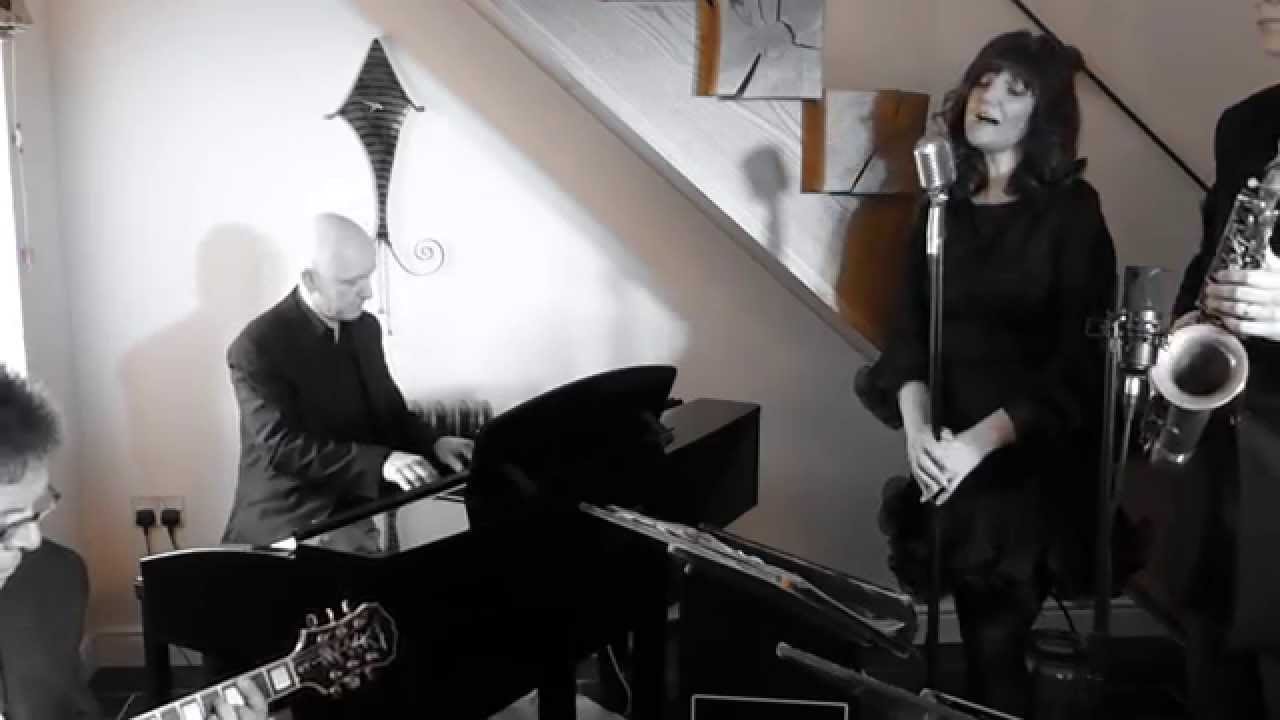 Top wedding / party band Jump The Q. North east, north west, Yorkshire & Cumbria