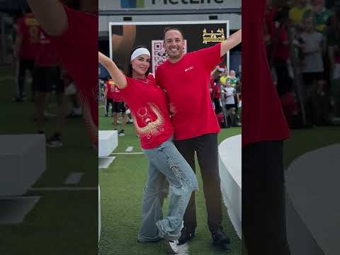 ظهرت معاه في أمريكا مين اللي حضر ماتش الأهلي وبورتو مع رانيا منصور 