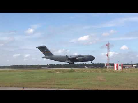 C-17 Landing at KCHS @Boeing