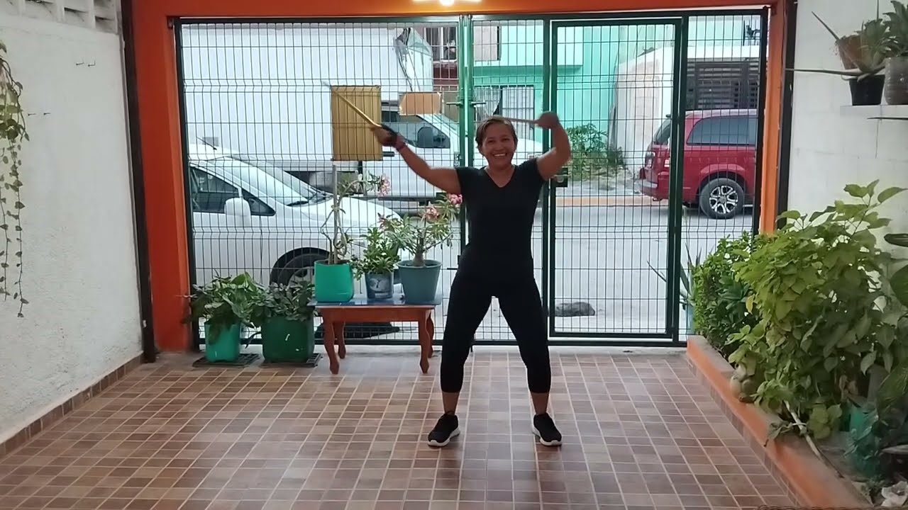 Zumba Holly Dolly Dolly Song | Zumba con Mary