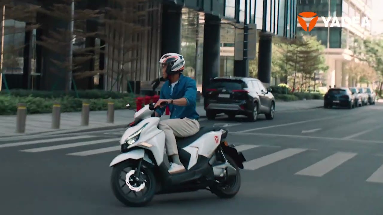 The Yadea Velax 2025 flagship emotorcycle is here — redefining green mobility, smarter than ever