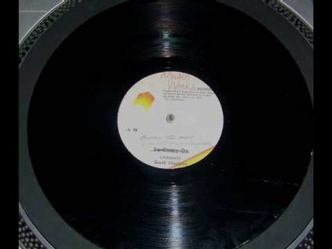 Mighty Diamonds & U Brown ~ Pass The Kutchie 10" ( Gimme the Music ) Dubwise Selecta