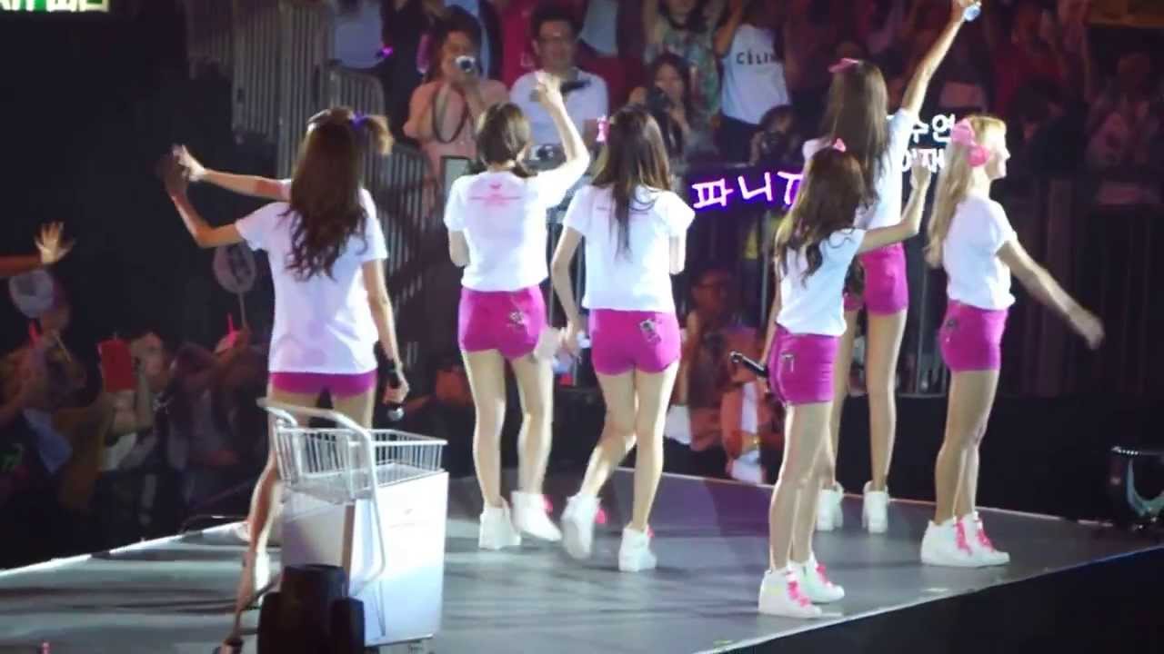 131110 FUNNY ENDING GIRLS & PEACE TOUR HONG KONG