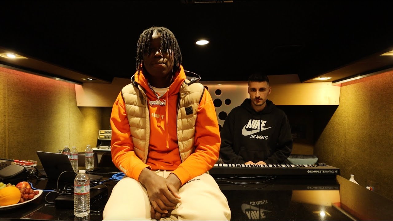 Melvoni x AriaTheProducer - "One Man Army" - Live Acoustic Version